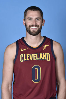 围绕火箭引 围绕火箭引